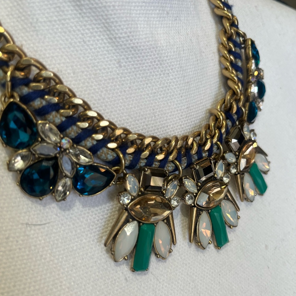 Statement Neckace - image 4